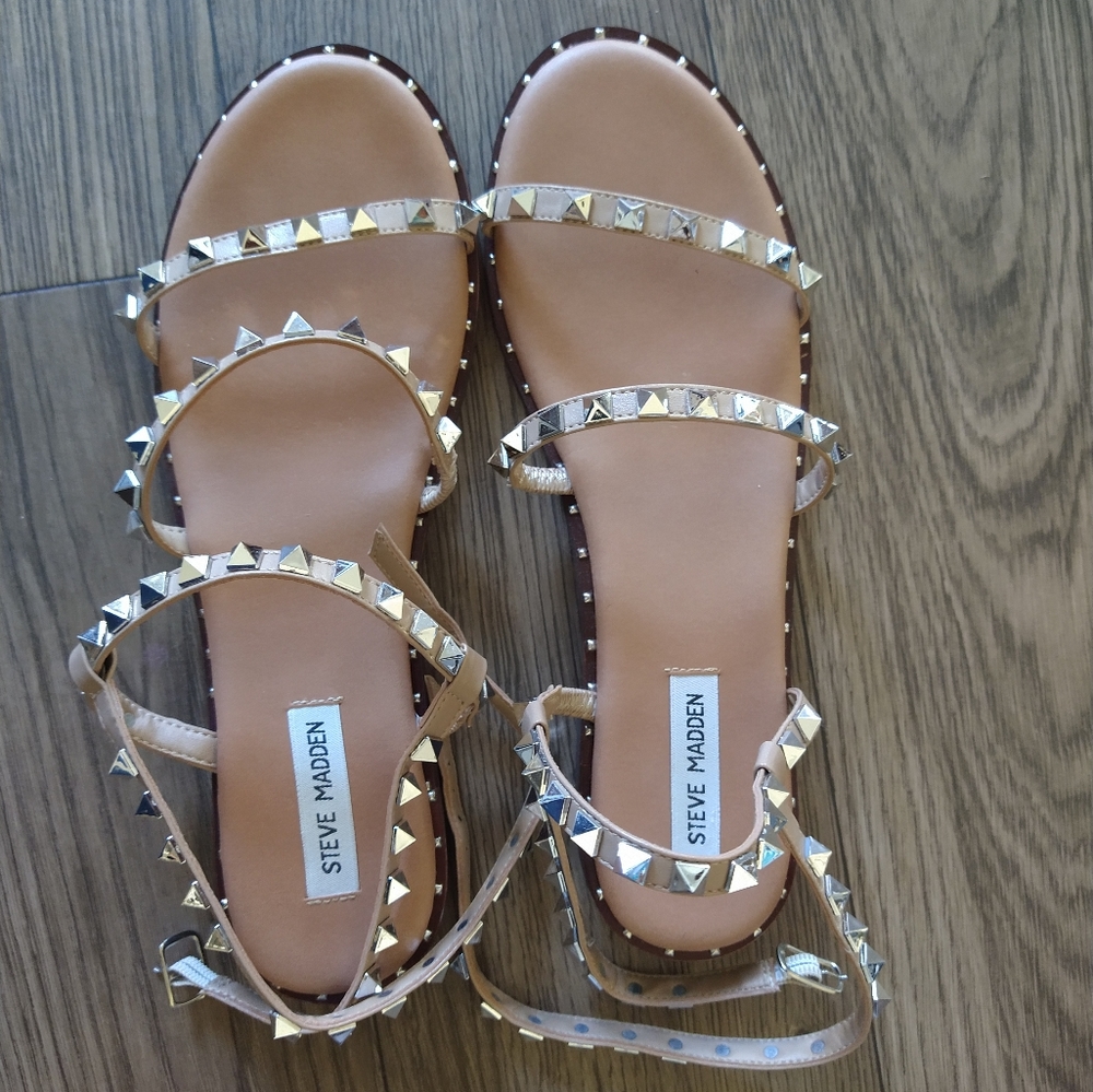 Travel by Steve Madden shoes